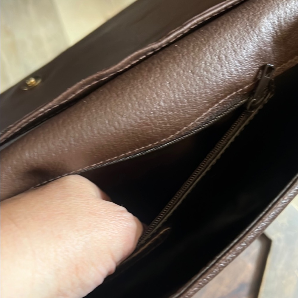 🛑 1 hour sale. Valentino Garavani, Brown Leather Shoulder Bag, 100% authentic - Picture 11 of 16